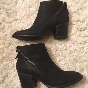 Blondo Waterproof Black Heeled Booties